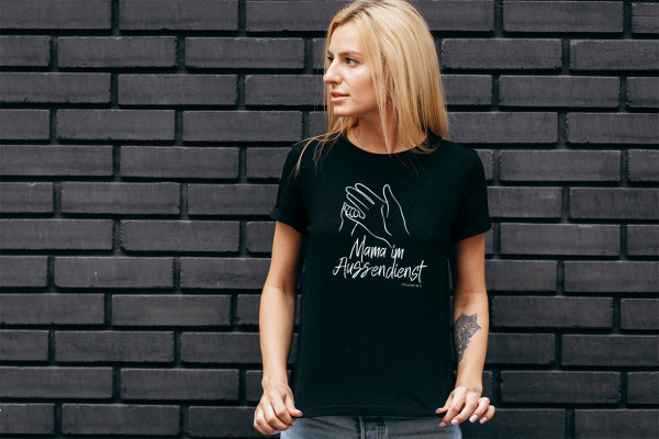 T-Shirt "Mama im Außendienst"