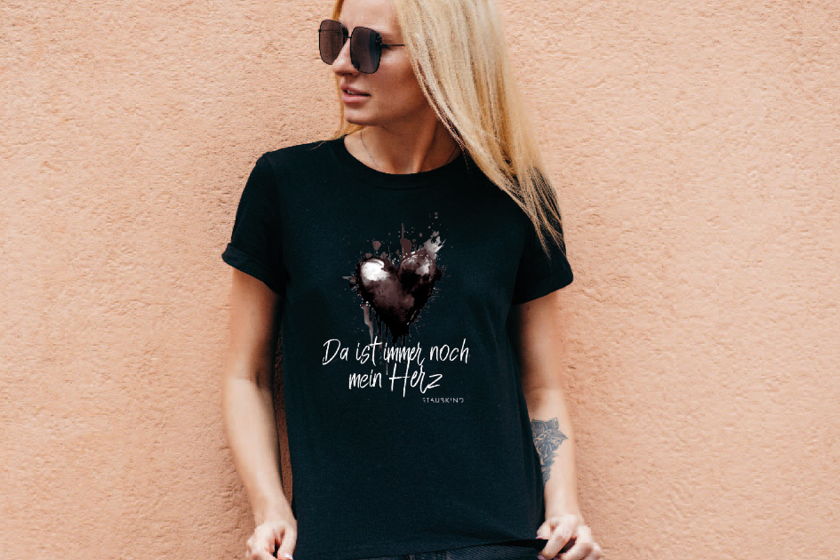 T-Shirt "Das ist immer noch mein Herz" Woman